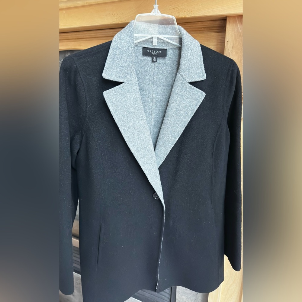 Talbots Two-Tone Black and Gray Blazer EUC Size 10 Petite